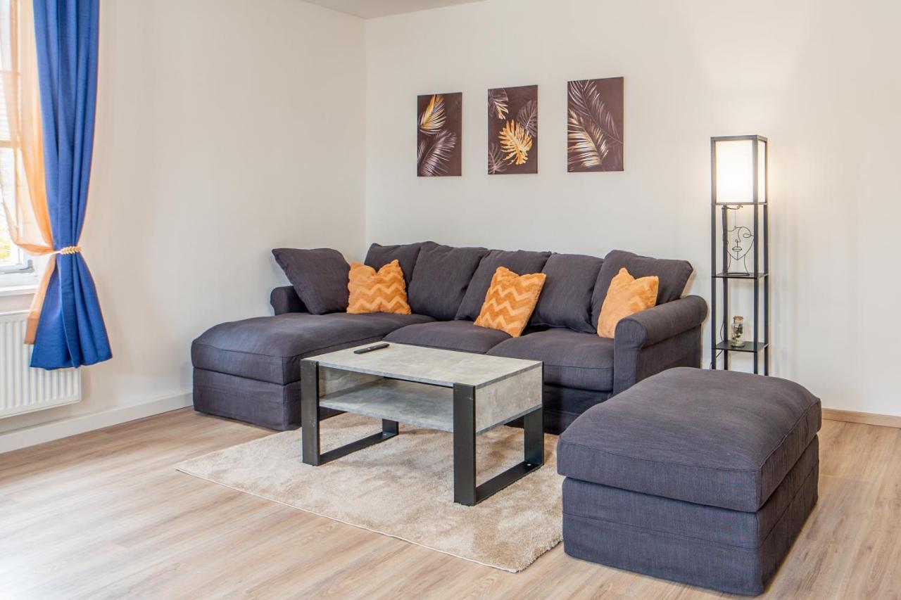 Grosse 3-Zimmer Wohnung - Zentral-Coburg - Kostenloser Parkplatz 外观 照片