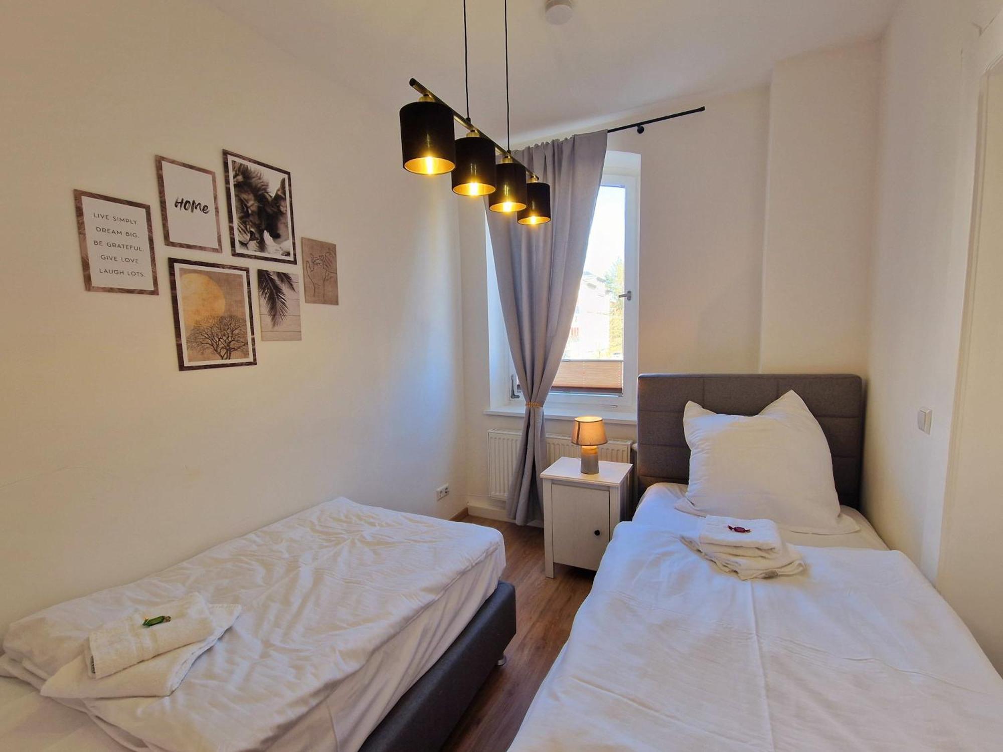 Grosse 3-Zimmer Wohnung - Zentral-Coburg - Kostenloser Parkplatz 外观 照片